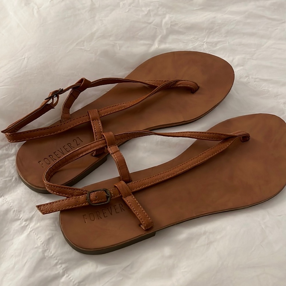 Tan leather flip flop